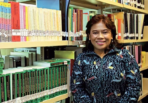  Prof. Dr. Ningrum Sirait SH, MLI.