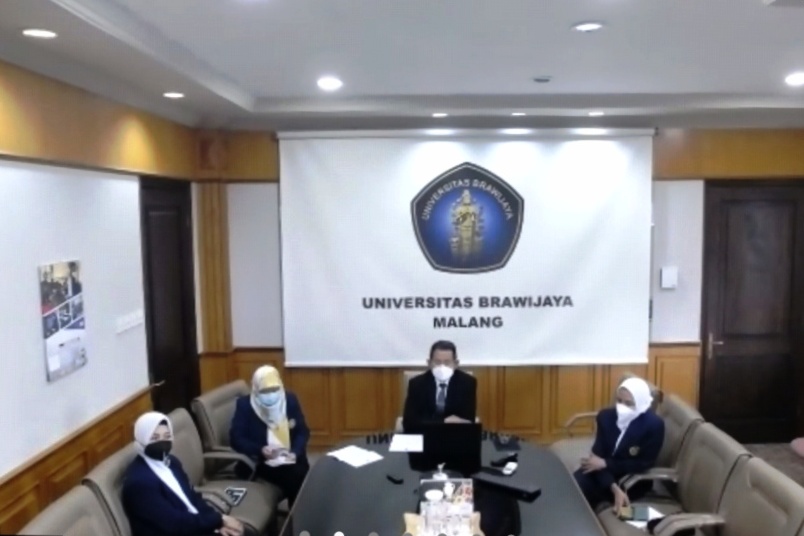 Tangkapan Layar Zoom Meeting Rektor Universitas Brawijaya, Malang, Jawa Timur, Prof Dr Ir Nuhfil Hanani preskon.