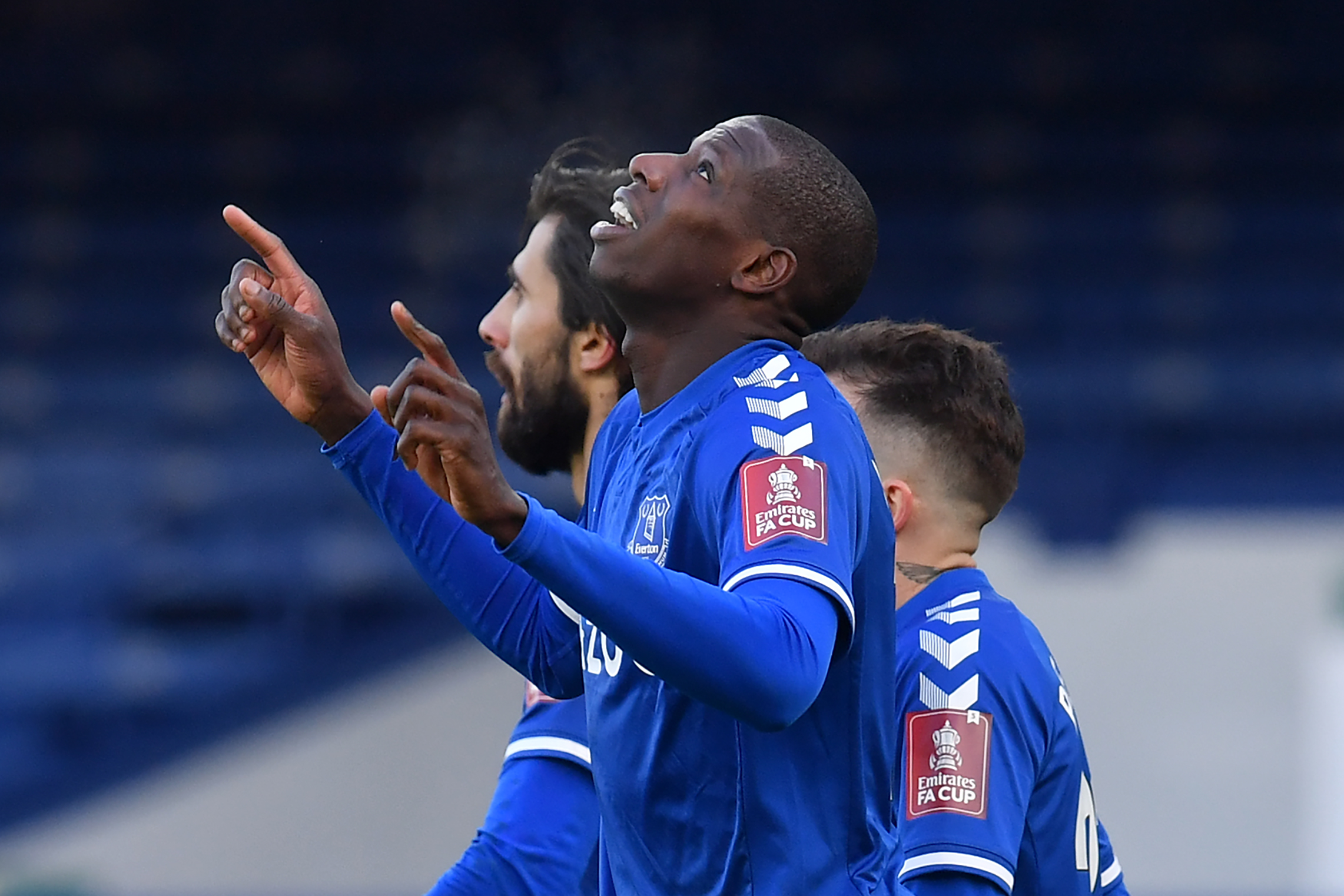 Gelandang asal Prancis Abdoulaye Doucoure mencetak gol penentu kemenangan 2-1 Everton atas Rotherham United di ajang Piala FA, Sabtu (9/1)  