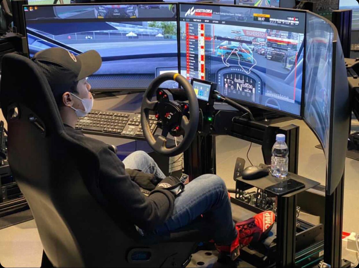 Avila Bahar saat menjajal Digital Motorsport