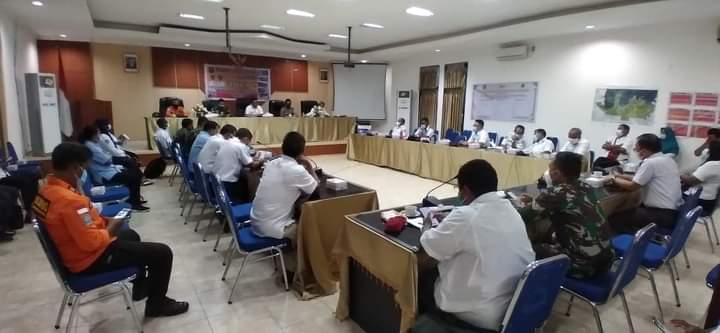 Rapat antisipasi bencana Pemkab Sorong, Papua Barat, Kamis (28/1/2021).