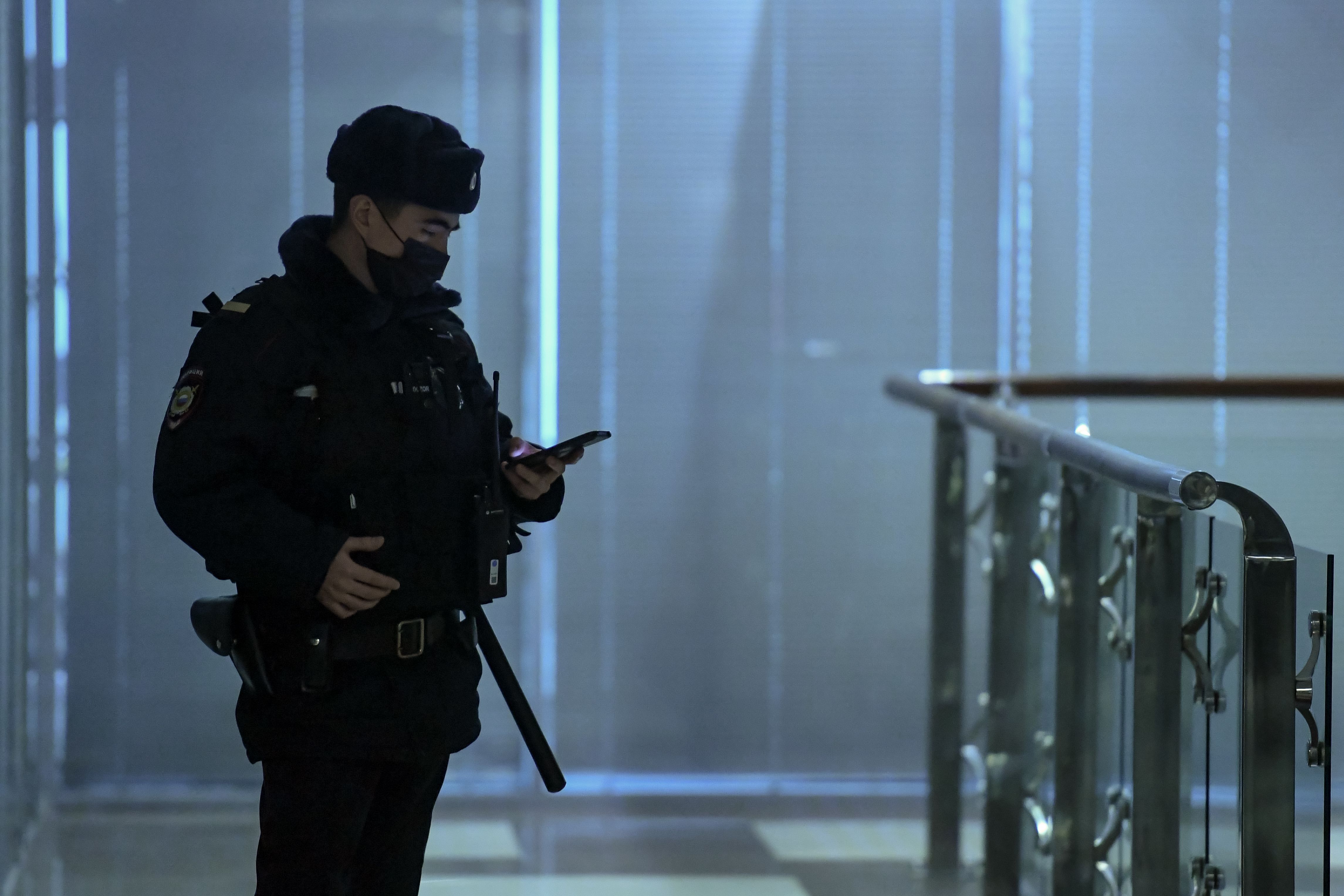 Polisi Rusia Grebek Rumah dan Kantor Navalny