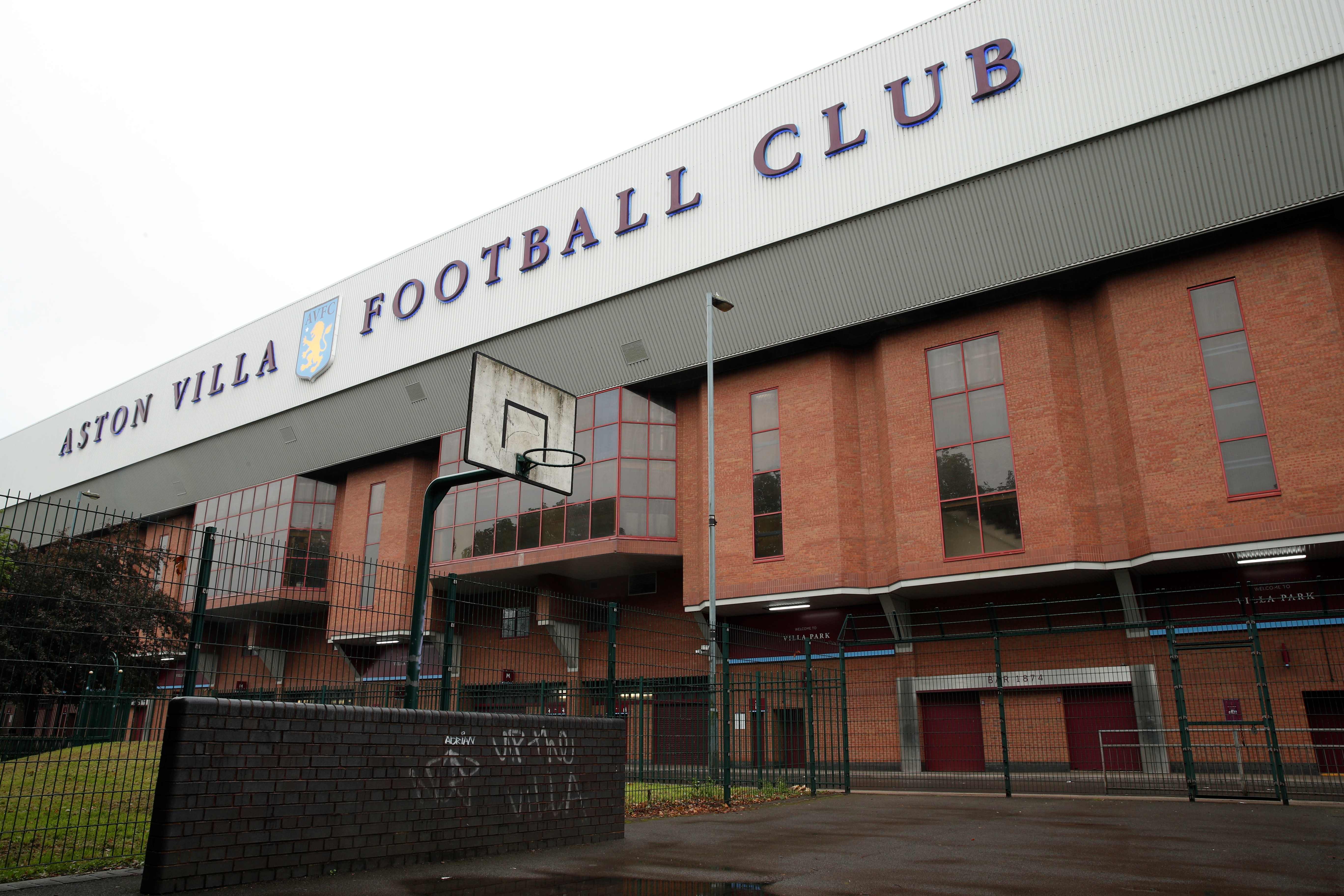 Stadion kandang klub Liga Primer Inggris Aston Villa, Villa Park.