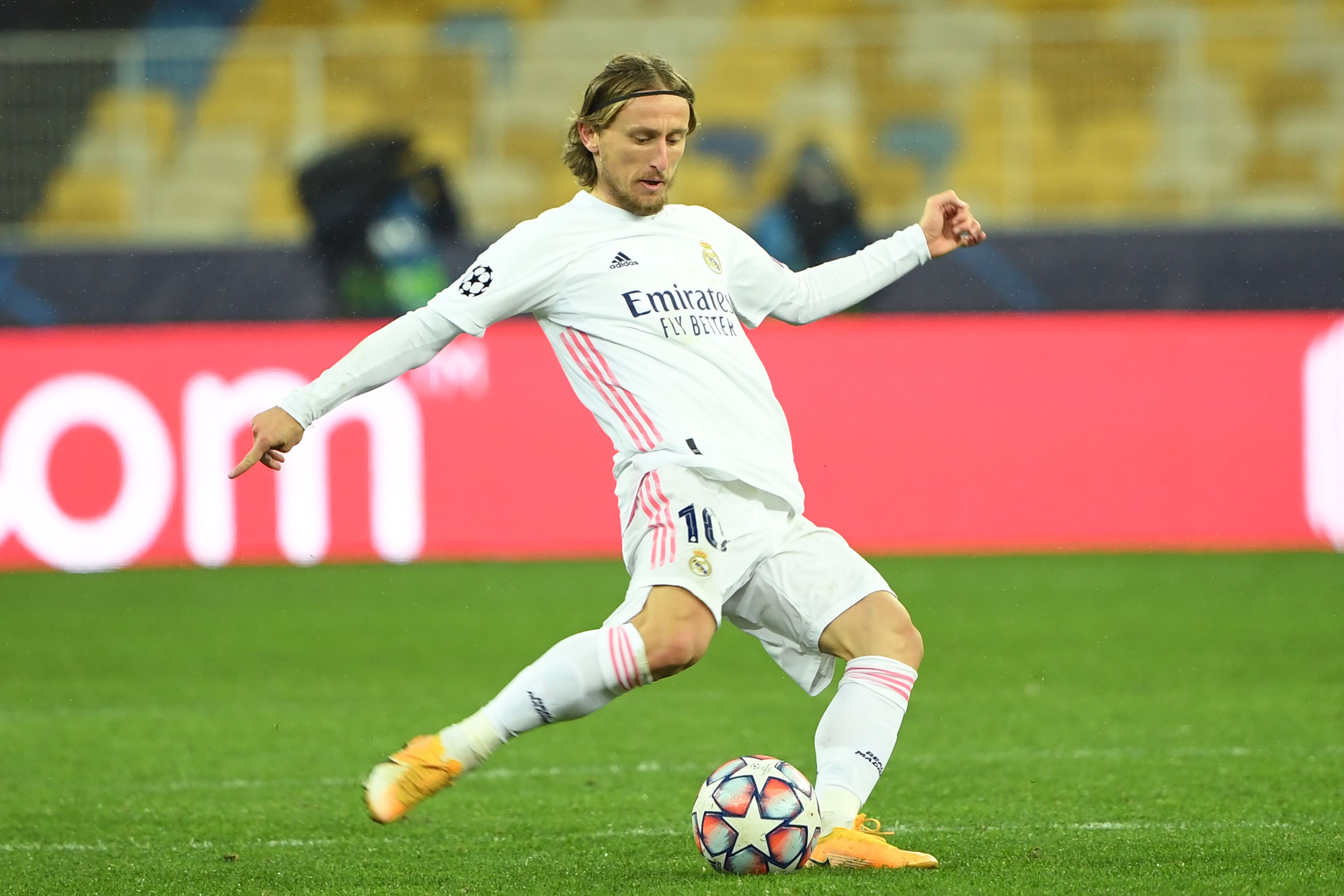 Pesepak bola Luka Modric