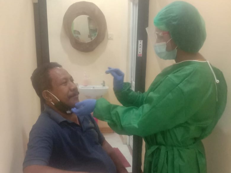 Pemeriksaan swab antigen