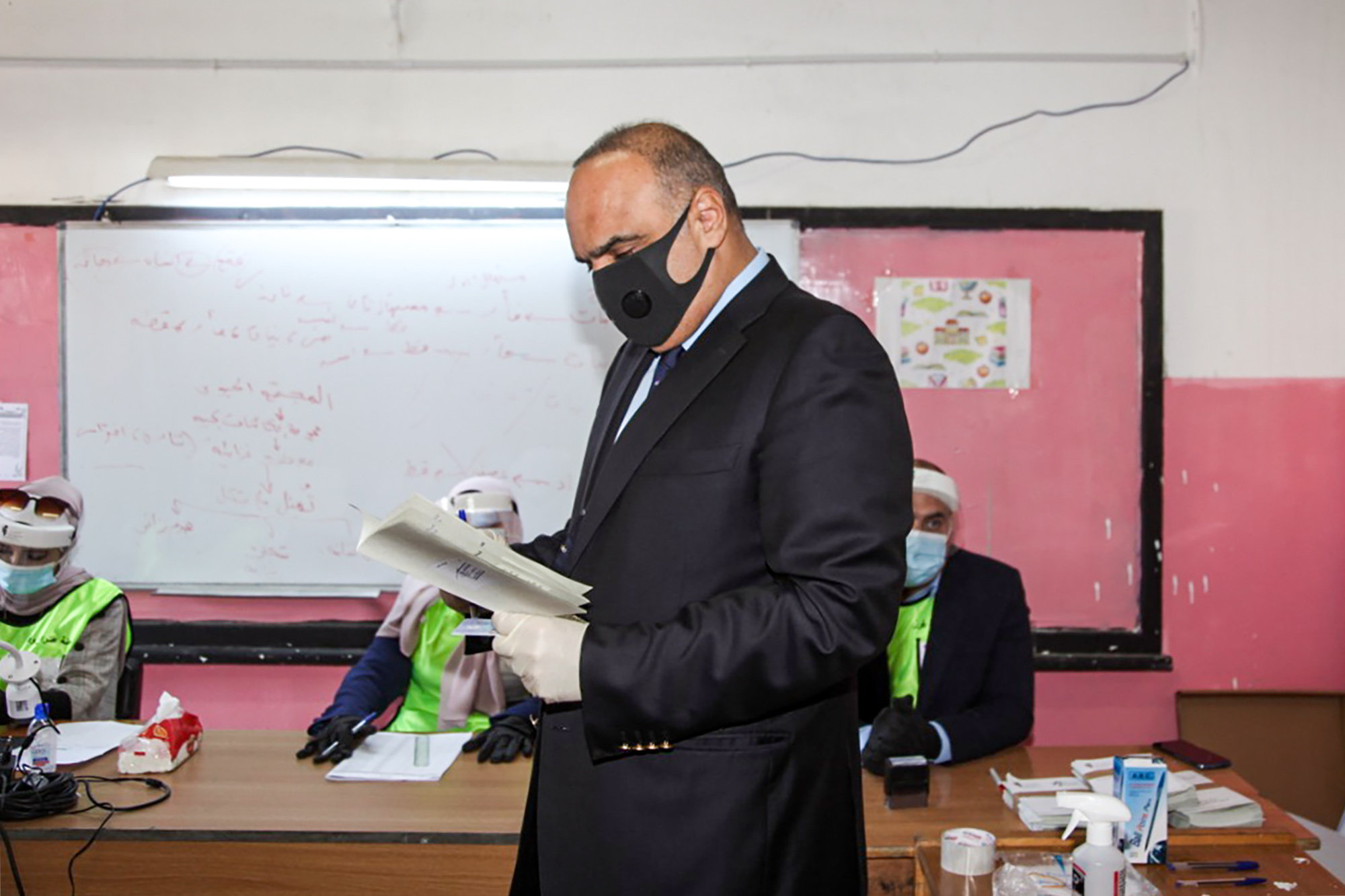 PM dan Sejumlah Menteri Yordania Telah Disuntik Vaksin Sinopharm