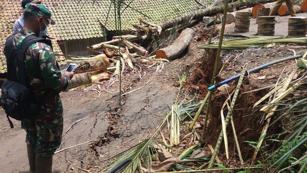 Tanah Bergerak masih Ancam Warga Ciamis