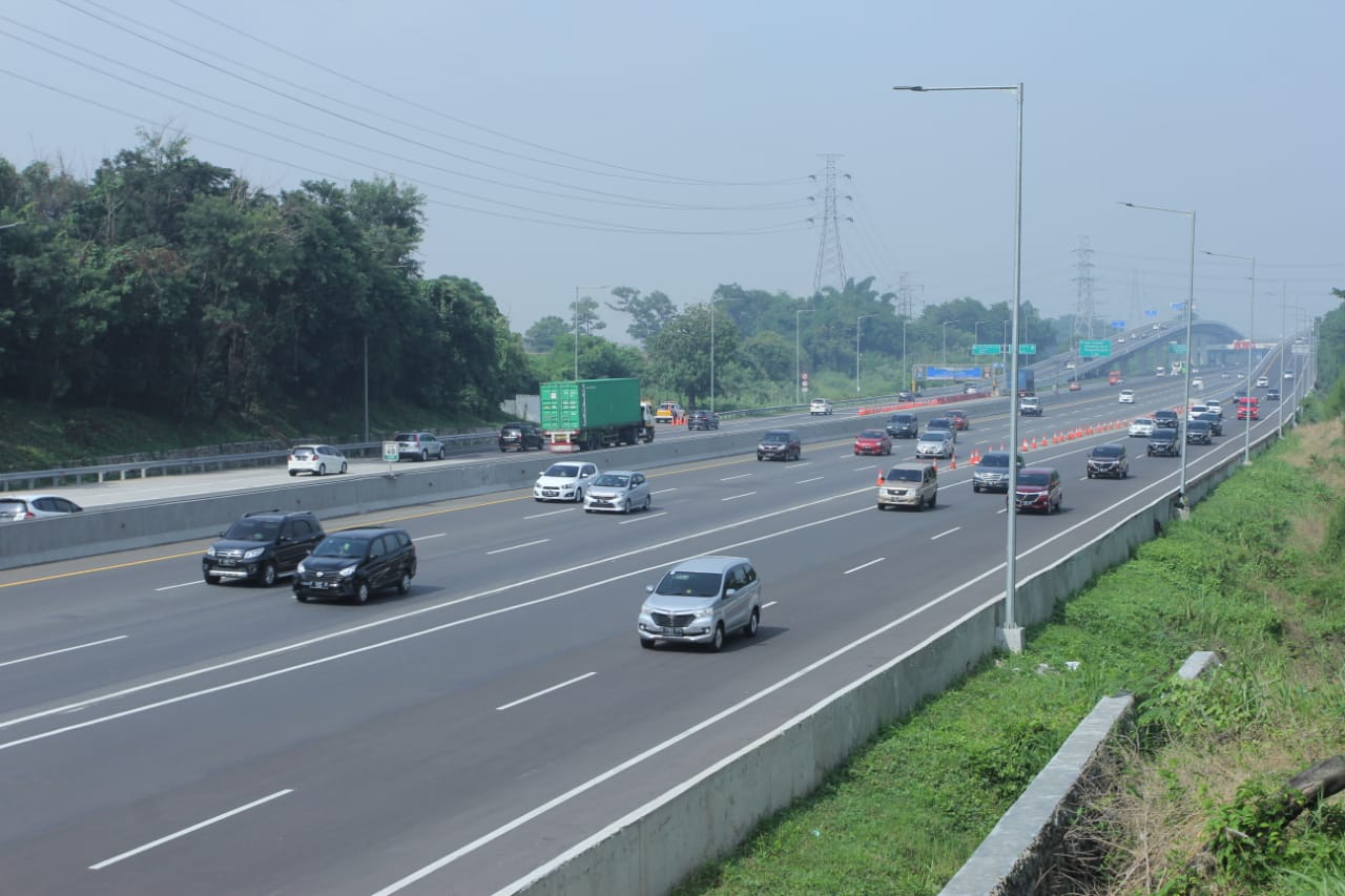 Pemberlakuan tarif baru Tol Jakarta-Cikampek, diberlakukan pada 17 Januari.