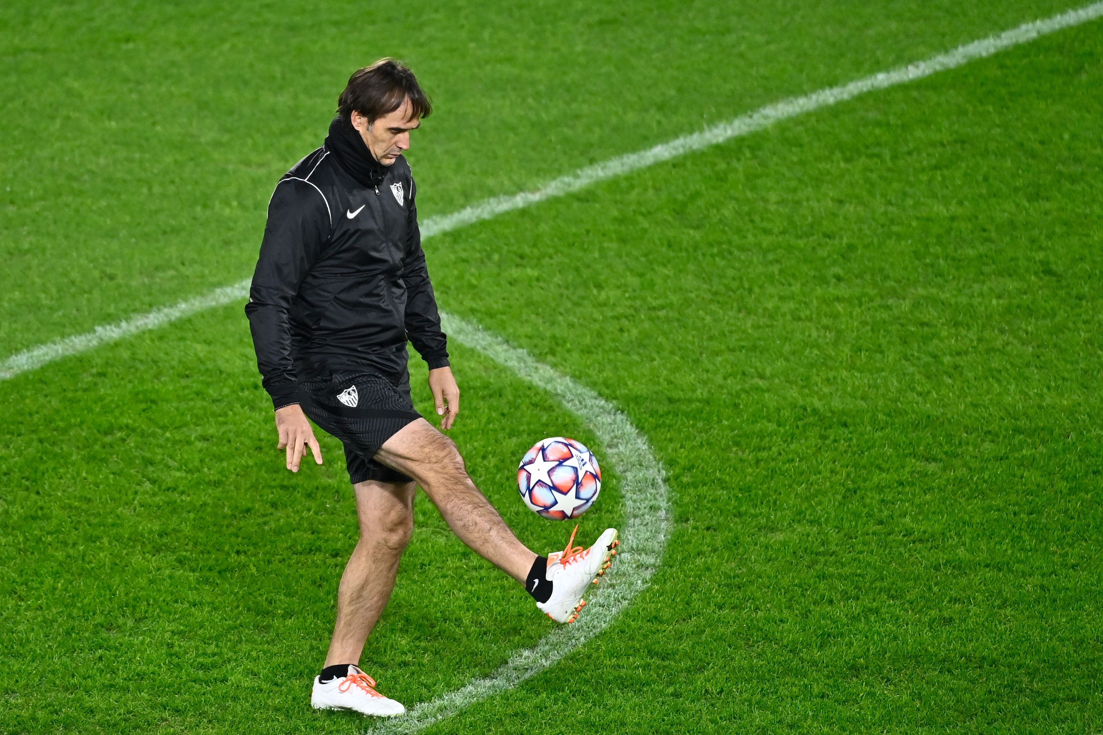 Pelatih Sevilla Julen Lopetegui