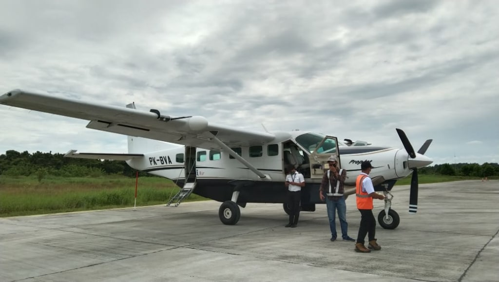 Penerbangan perdana Susi Air di wilayah Sorong Raya, Papua Barat.