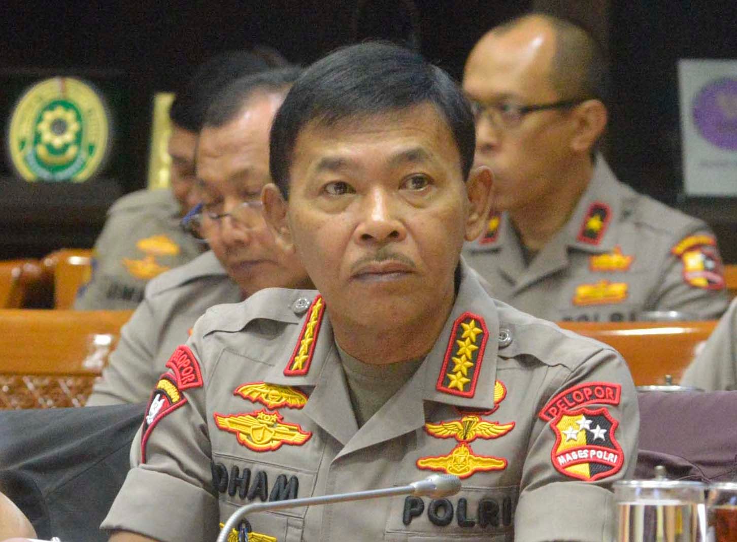 Kapolri Instruksikan Personel Sosialisasi Vaksinasi ke Masyarakat