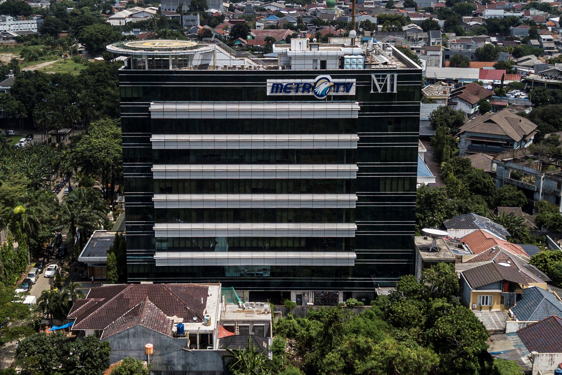 Gedung Media Group yang merupakan kantor Media Indonesia dan Metro TV di Jalan Pilar Mas Raya Kav. A-D, Kedoya Selatan, Jakbar.
