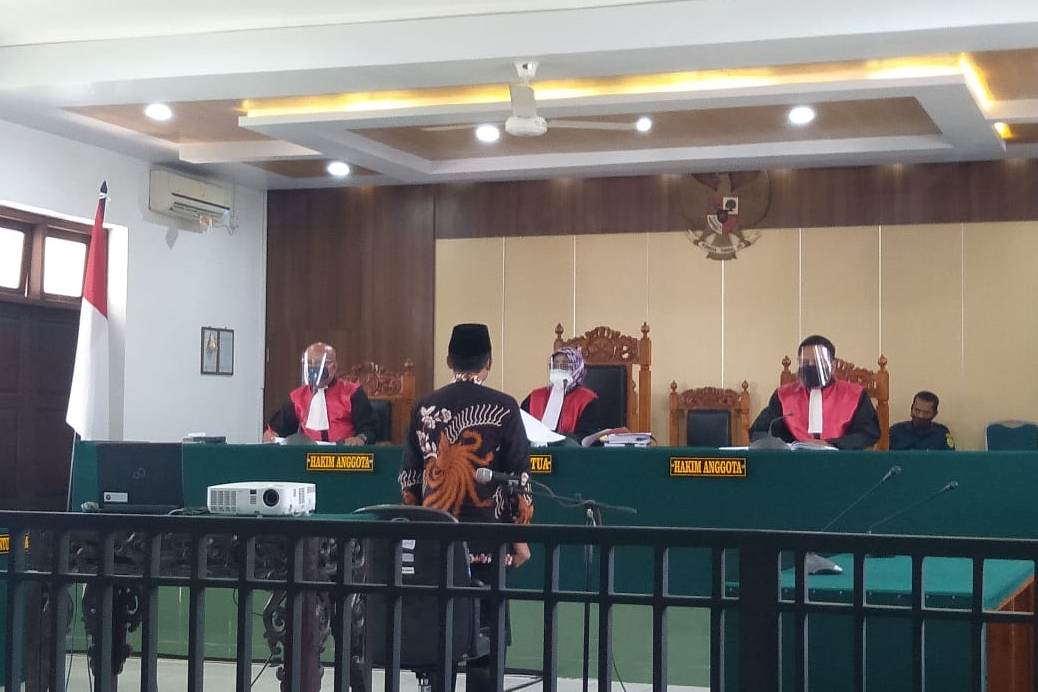 Sidang putusan kasus konser dangdut di PN Tegal Jawa Tengah dengan terdakwa Wakil Ketua DPRD Kota Tegal Wasmad Edi Susilo, Selasa (12/1).