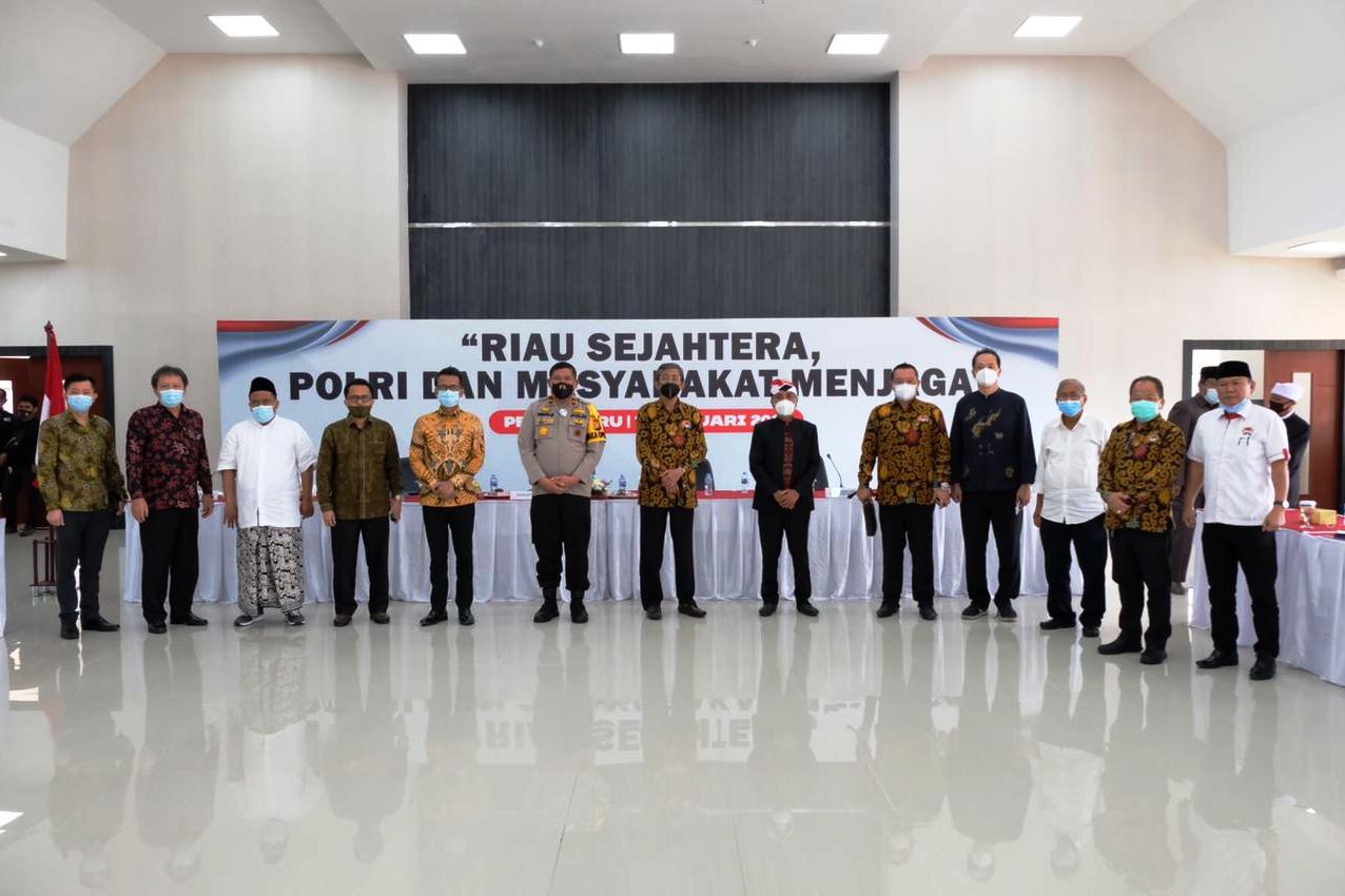 Kapolda Riau Sebut Kerukunan Beragama Modal untuk Sejahtera