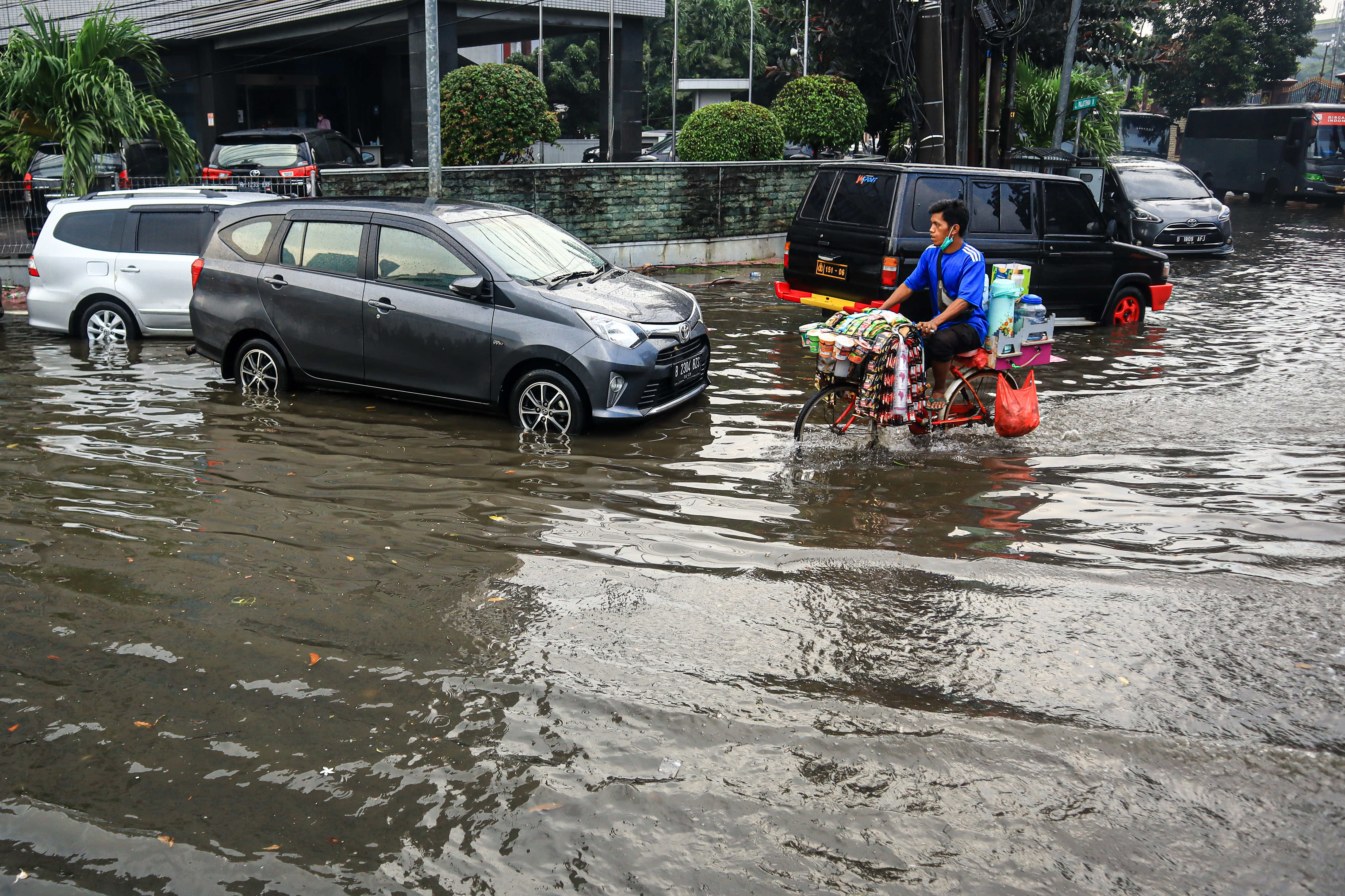 genangan di Jakarta pada 25 Januari 2021