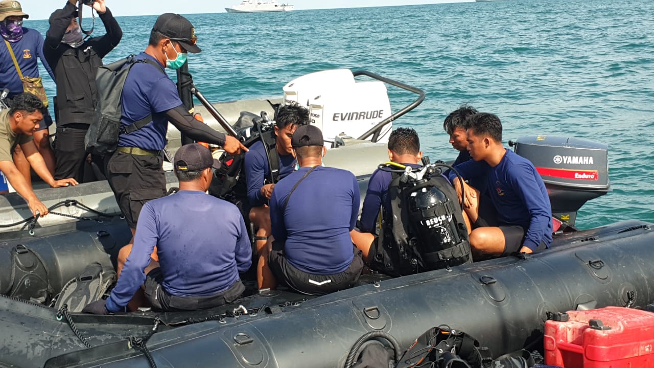 Pencarian Pesawat Sriwijaya SJ 182 Diperluas Sampai Enam Sektor