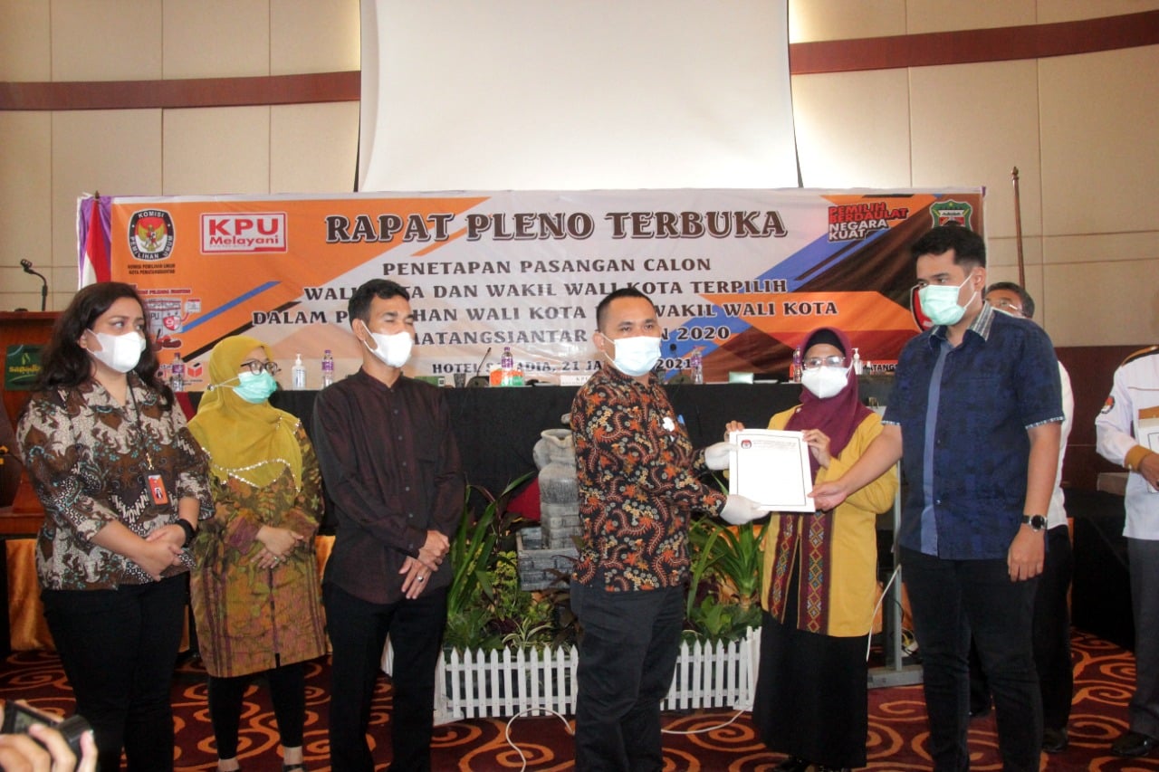 KPU Tetapkan  Alm Asner Silalahi Walikota Terpilih Pematangsiantar