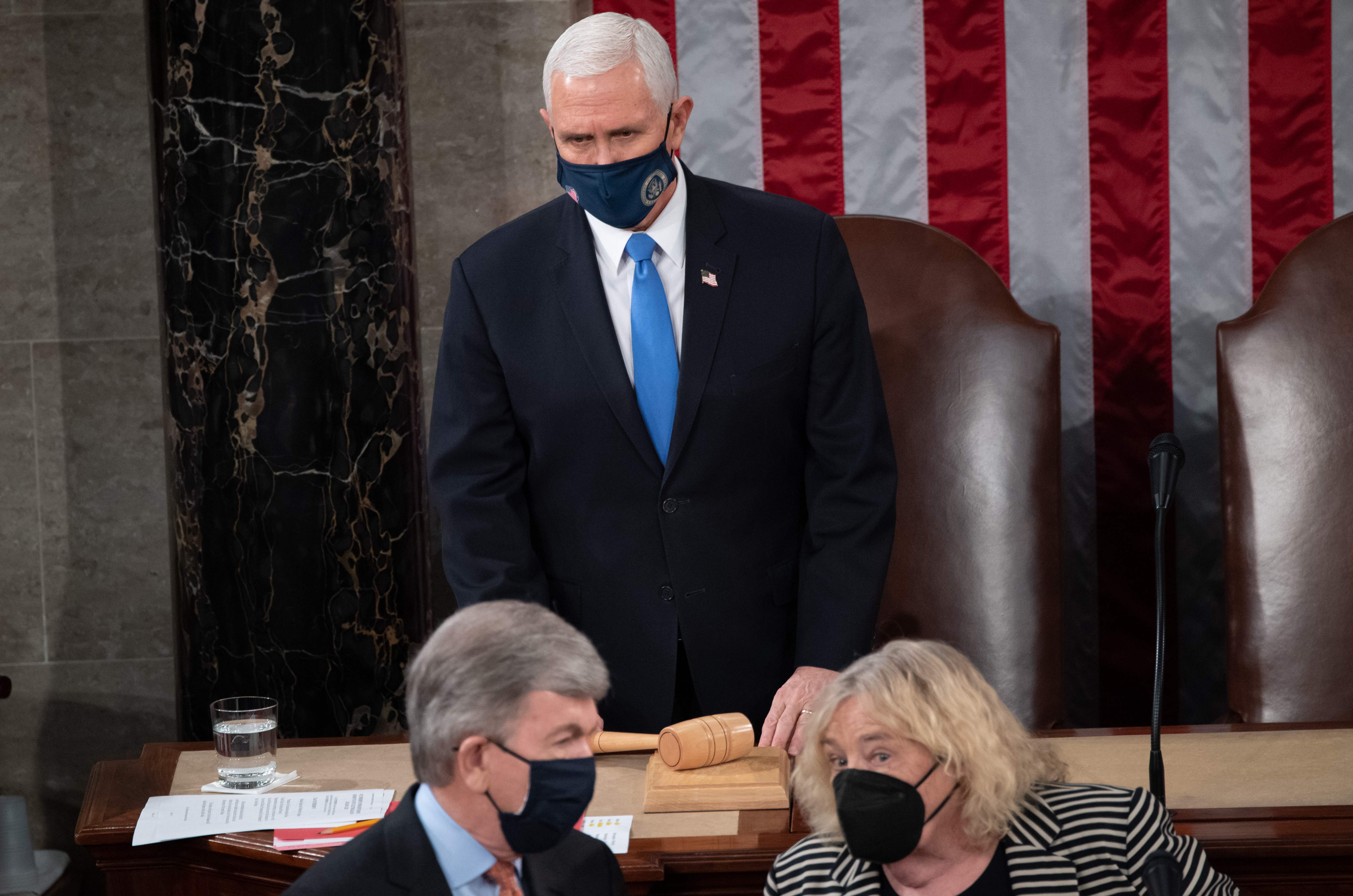 Wakil Presiden AS Mike Pence memimpin sidang bersama Kongres AS di Capitol, Washington DC.