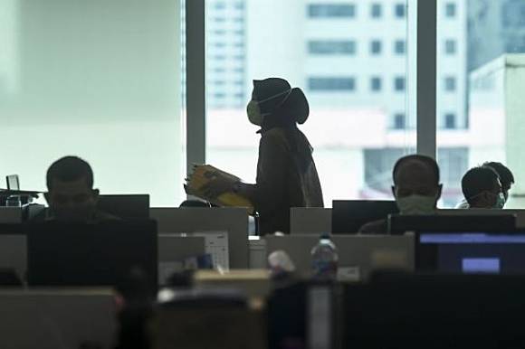 Kemnaker Kawal Pembatasan Kegiatan Perkantoran