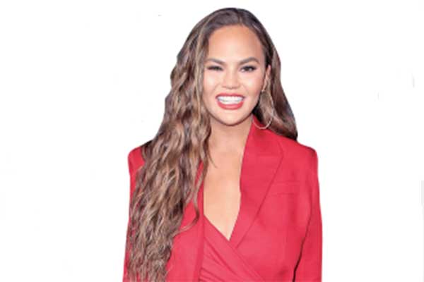 Aktris dan model Chrissy Teigen
