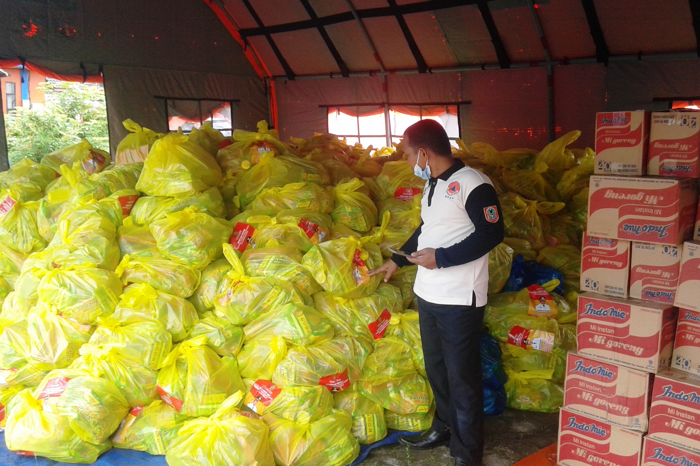 Bantuan untuk Kalsel terus berdatangan.