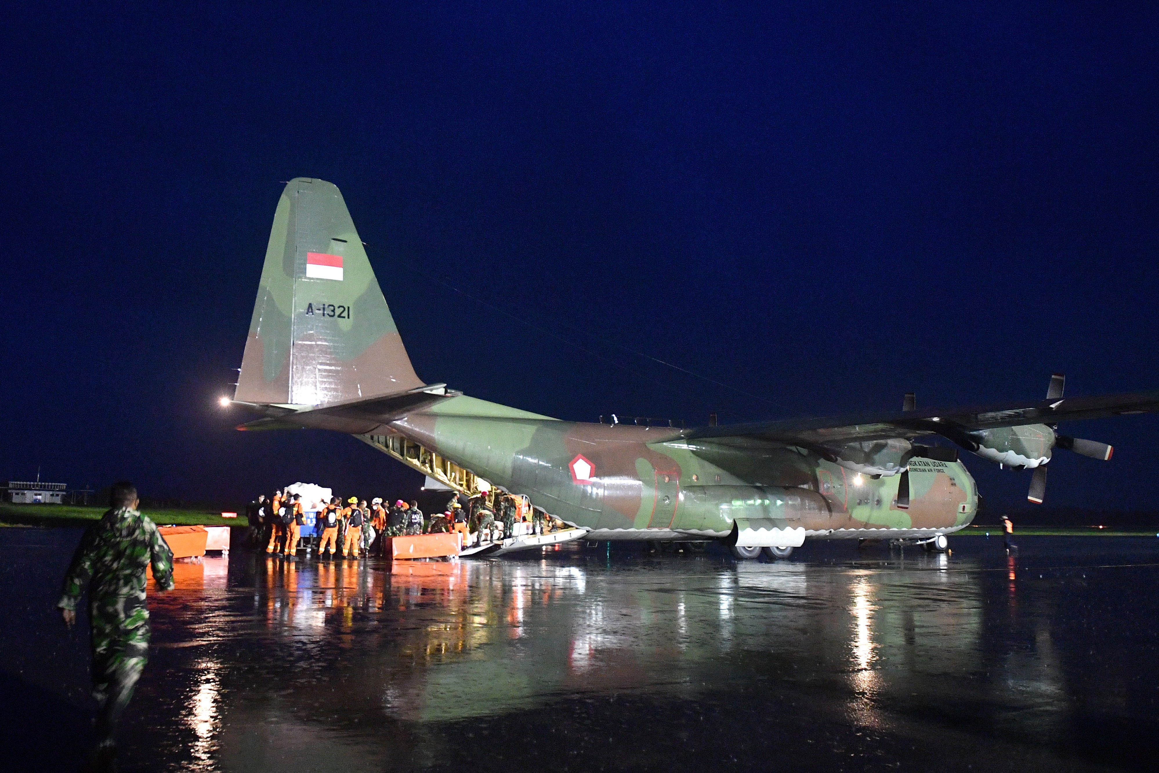 Bandara Tampa Padang, Mamuju, Sulawesi Barat.