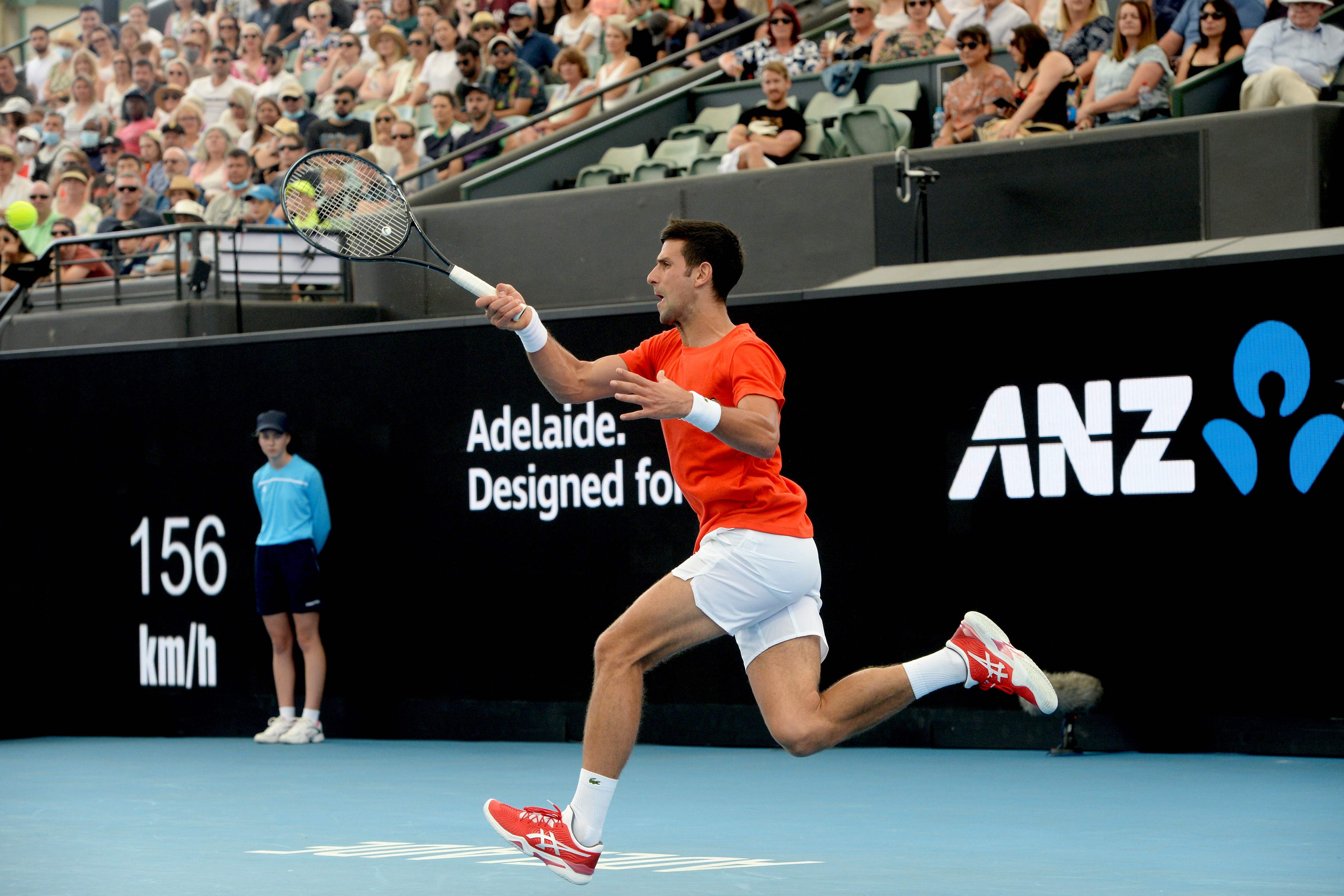  Petenis Novak Djokovic tampil laga eksibisi yang bertajuk 