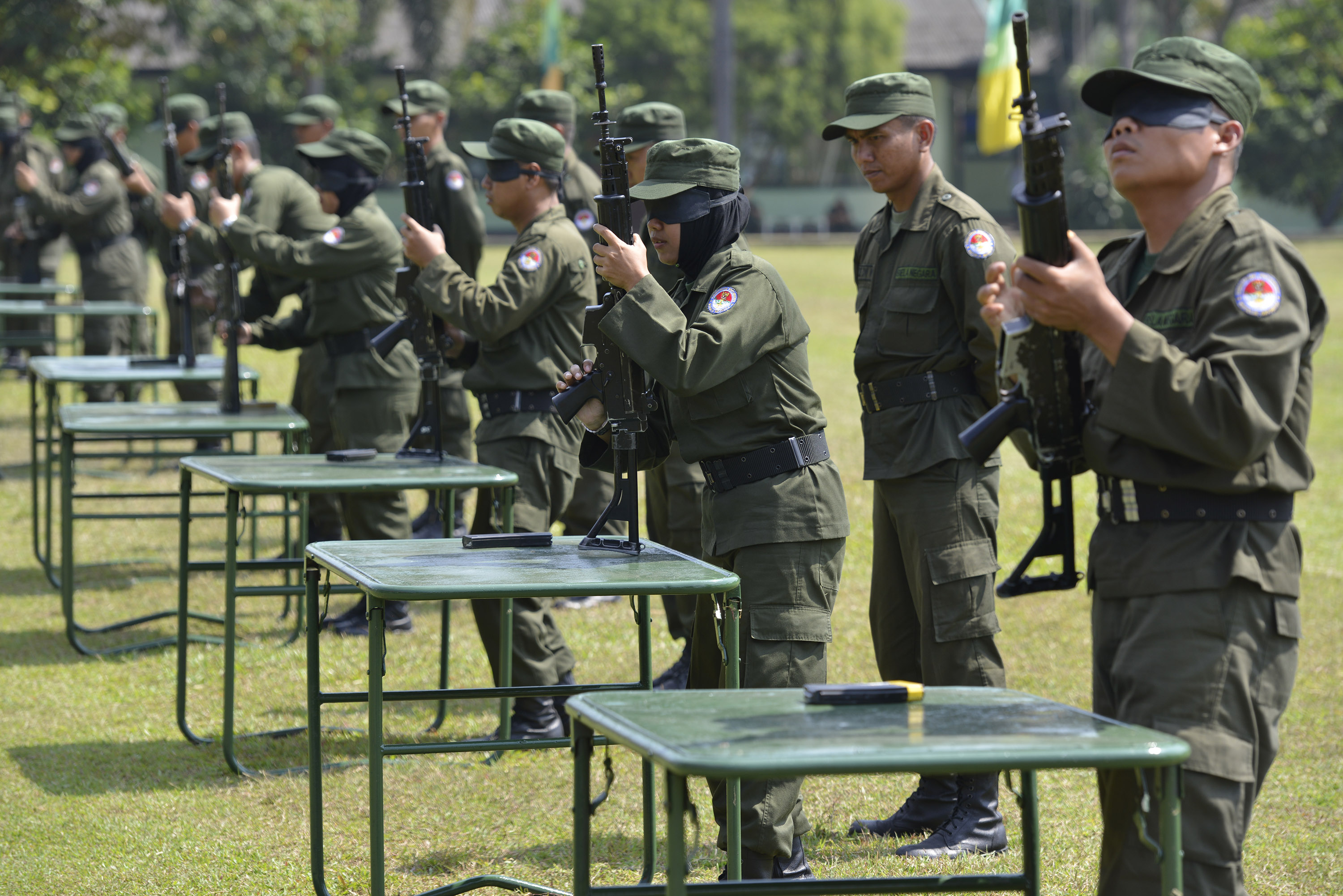  Sejumlah PNS peserta Pendidikan dan Pelatihan Bela Negara Kementerian Pertahanan tahun 2013 sebagai embrio komponen cadangan.