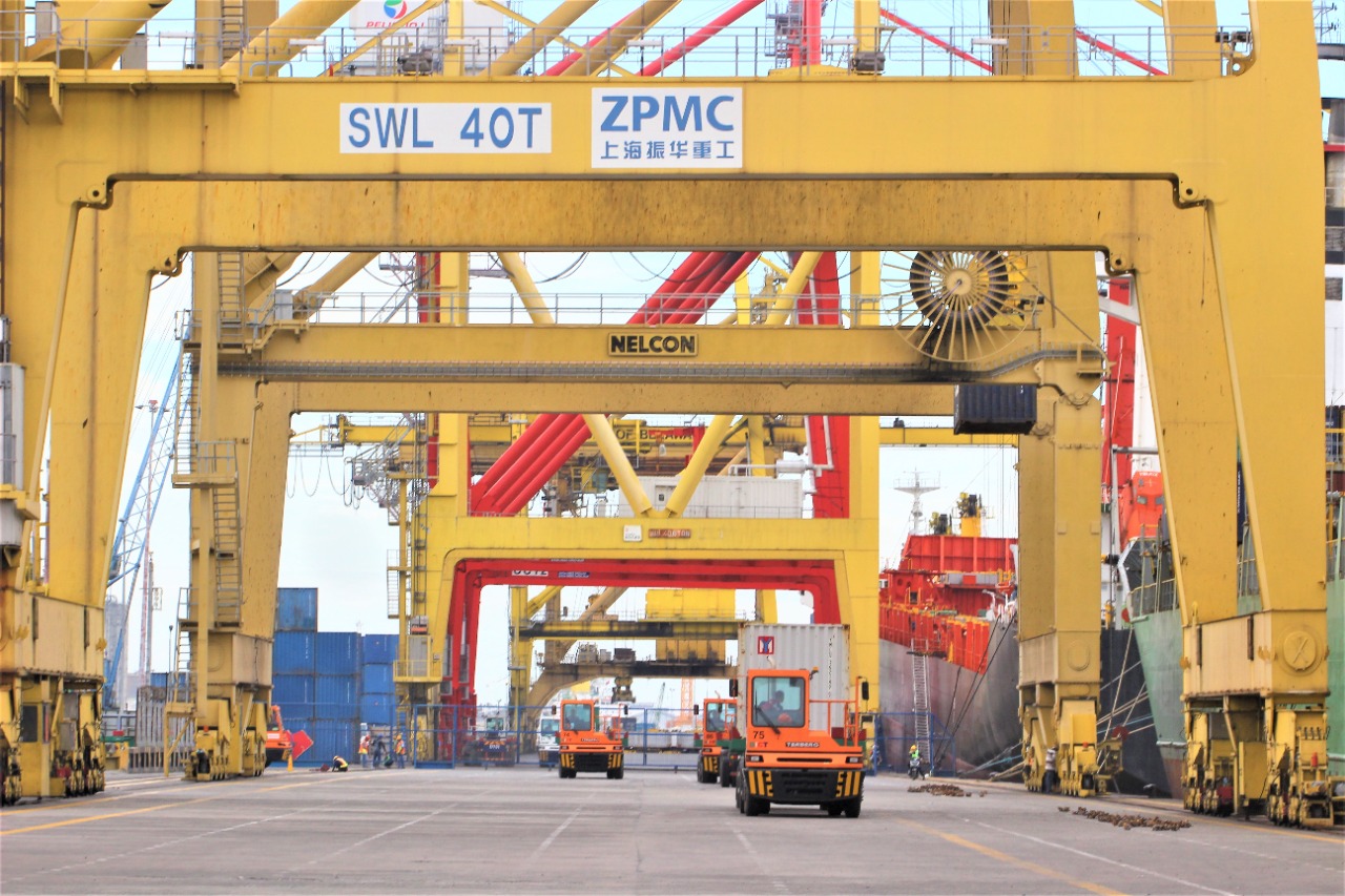 Terminal Peti Kemas Belawan, Medan, Sumatra Utara