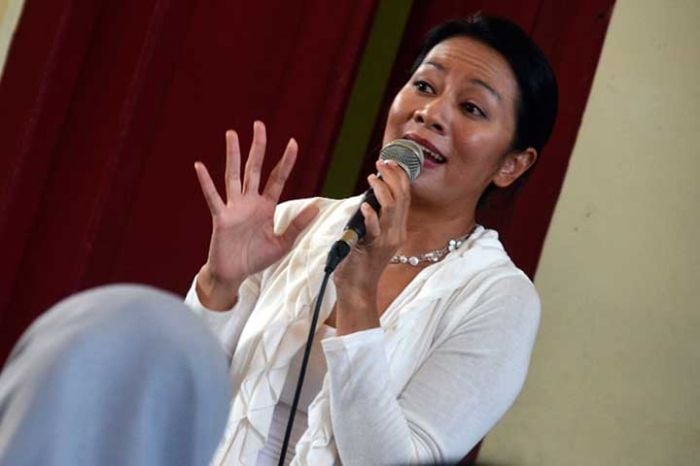 Dewi Lestari Segera Rilis Karya Tertuanya Berjudul Rapijali