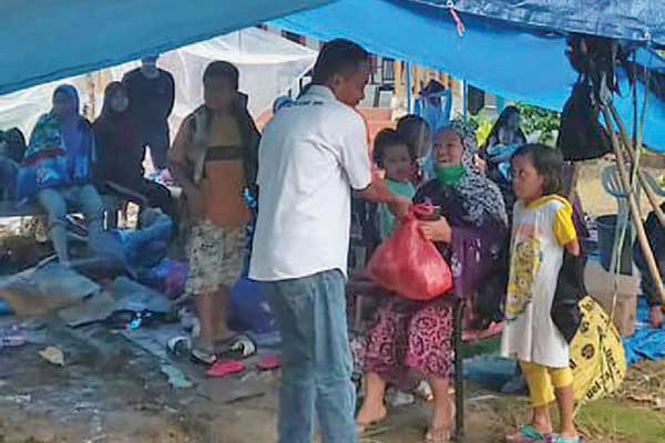 PT Bank Rakyat Indonesia (Persero) Tbk (BRI) memberikan ribuan makanan siap saji dan bantuan tanggap darurat, di Majene dan Mamuju, Sulbar.