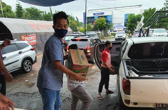 BRI turun langsung membantu para korban dengan membentuk Posko Satgas BUMN di beberapa lokasi terdampak.