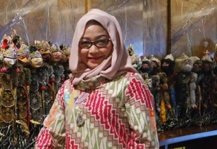 Tokoh maestro seni tari Jawa Barat, Prof Endang Caturwati, dari ISBI Bandung, 