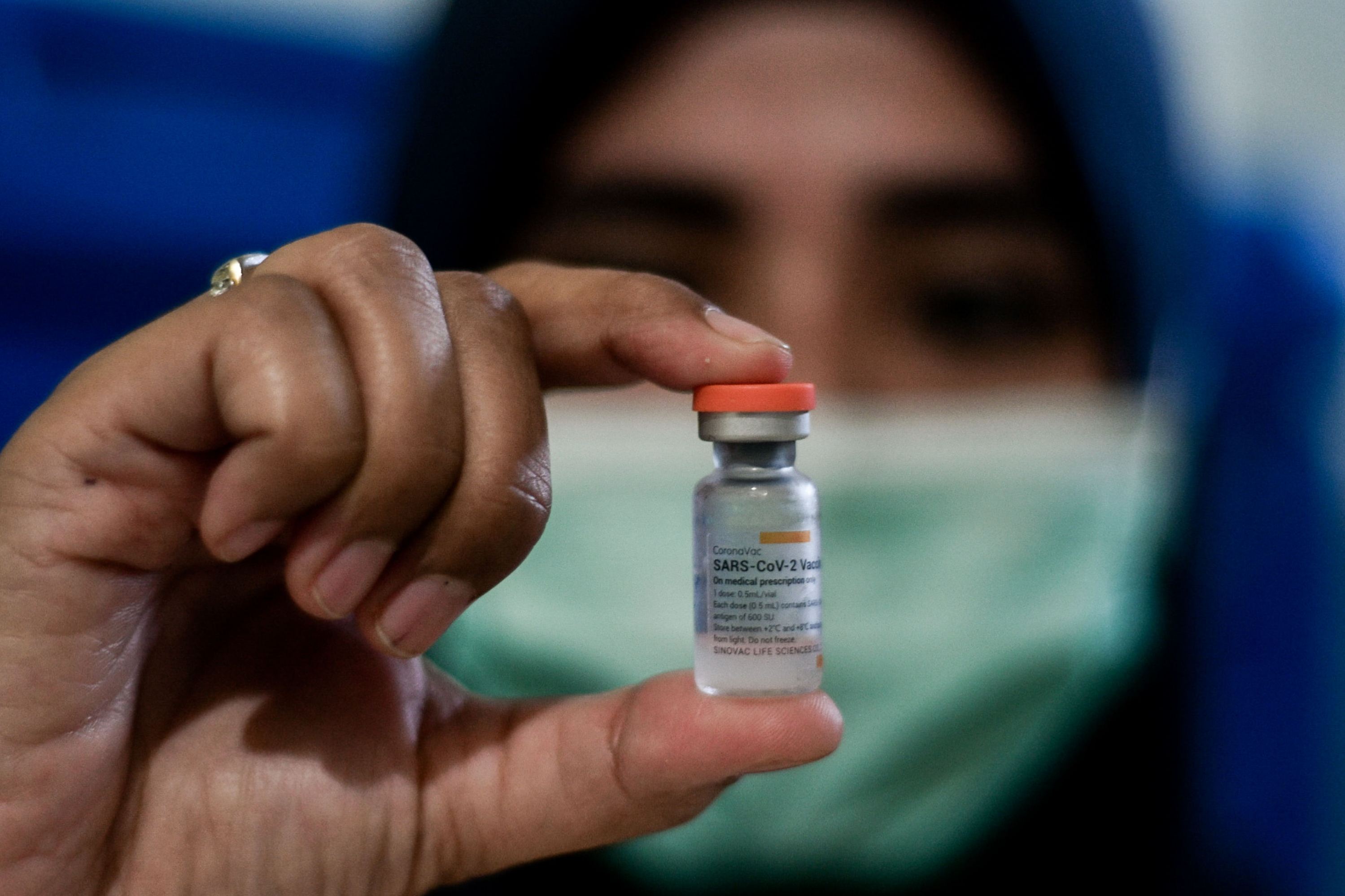 Kirim SMS Blast, Kemenkes Minta Tenaga Kesehatan Daftar Vaksinasi