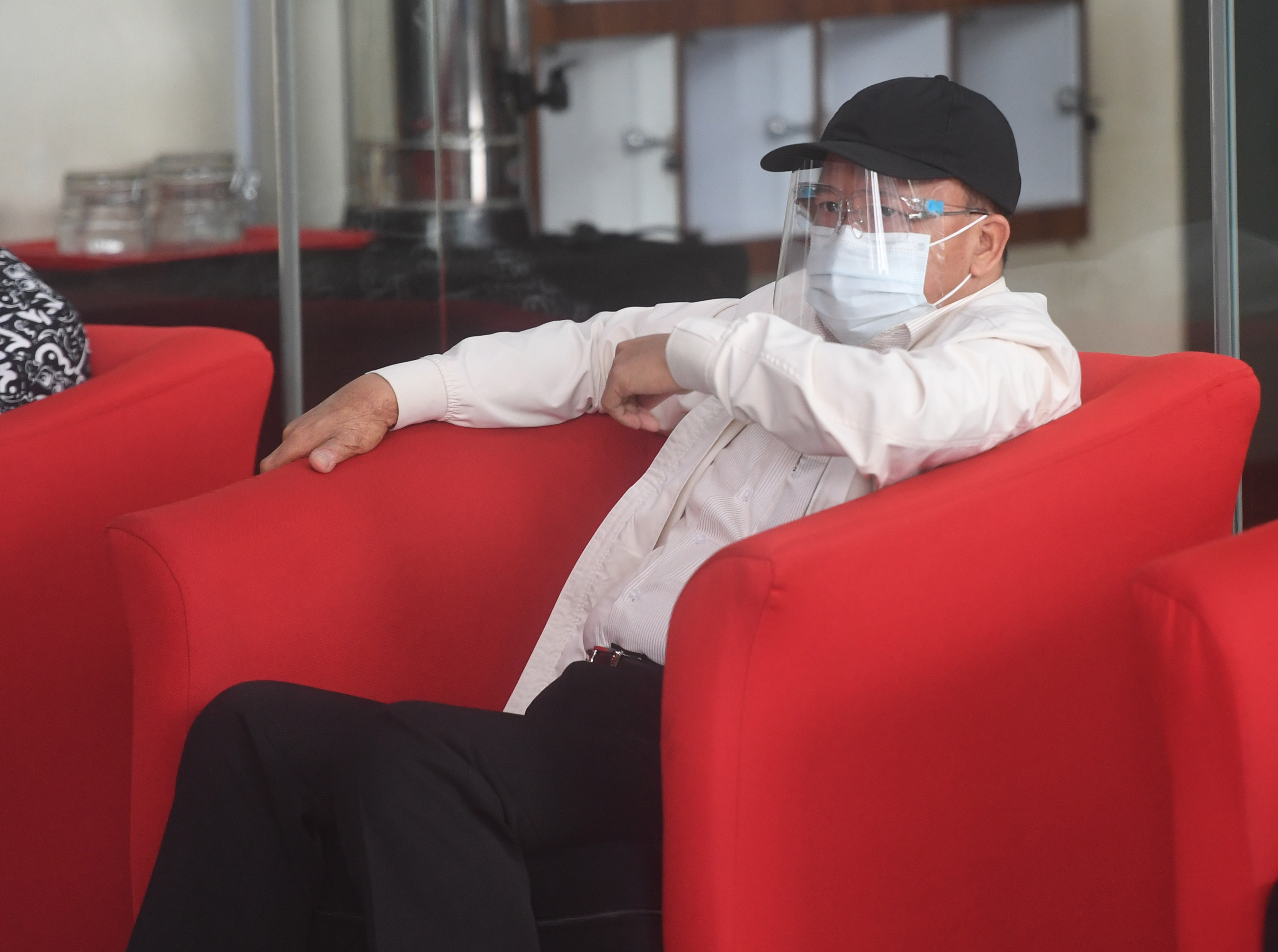 KPK Cecar Gubernur Bengkulu Soal Ekspor Benur