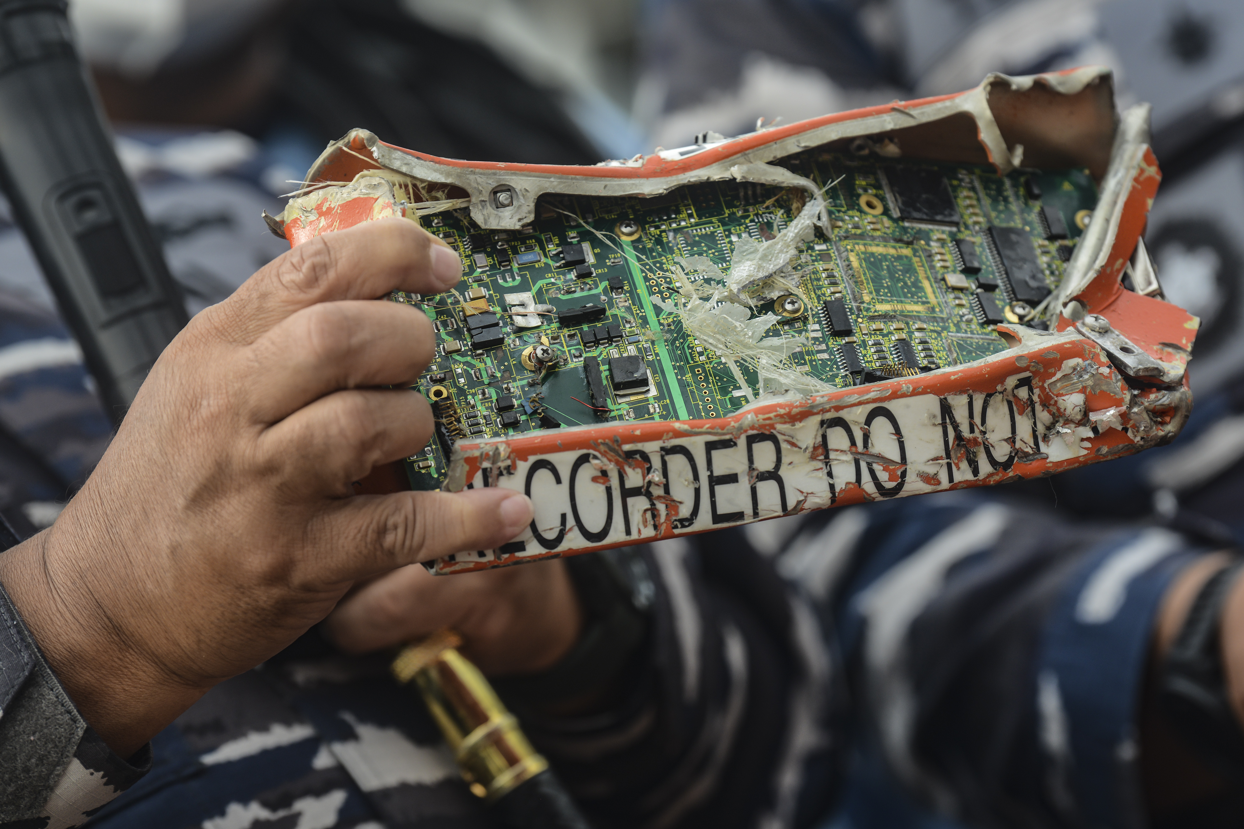  PENEMUAN KOTAK PENYIMPANAN MEMORI CVR: 