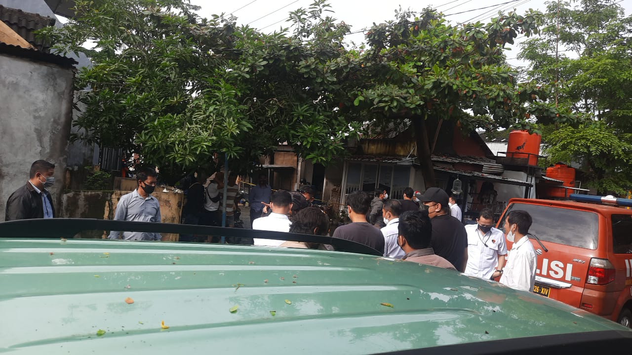 Lokasi tertembaknya dua teroris di Perumahan Villa Mutiara Cluster Biru, Kota Makassar, Sulawesi Selatan, Rabu (6/1/2021).