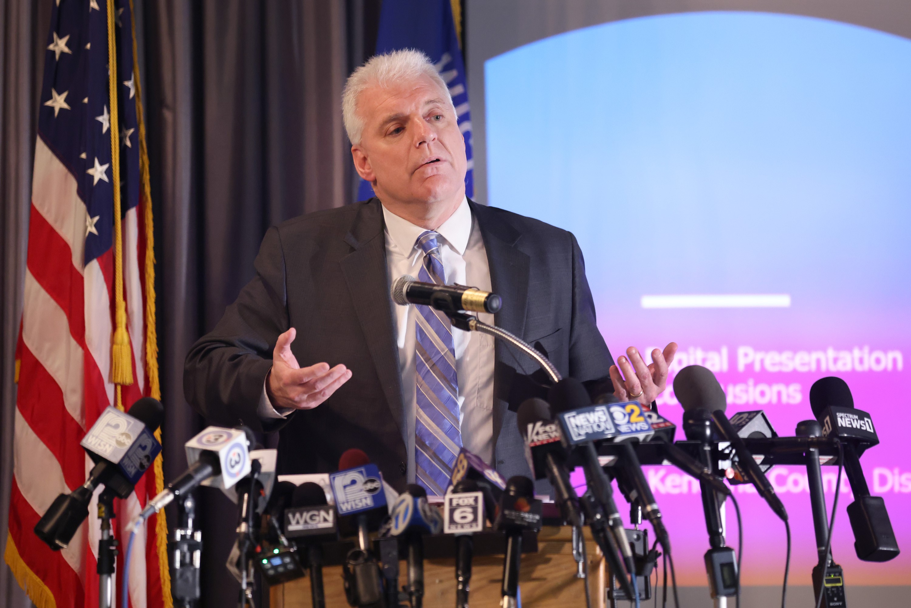 Jaksa Wilayah Kenosha, Michael Graveley  saat menjelaskan kasus penembakan Jacob Blake, Selasa (5/1/2021)