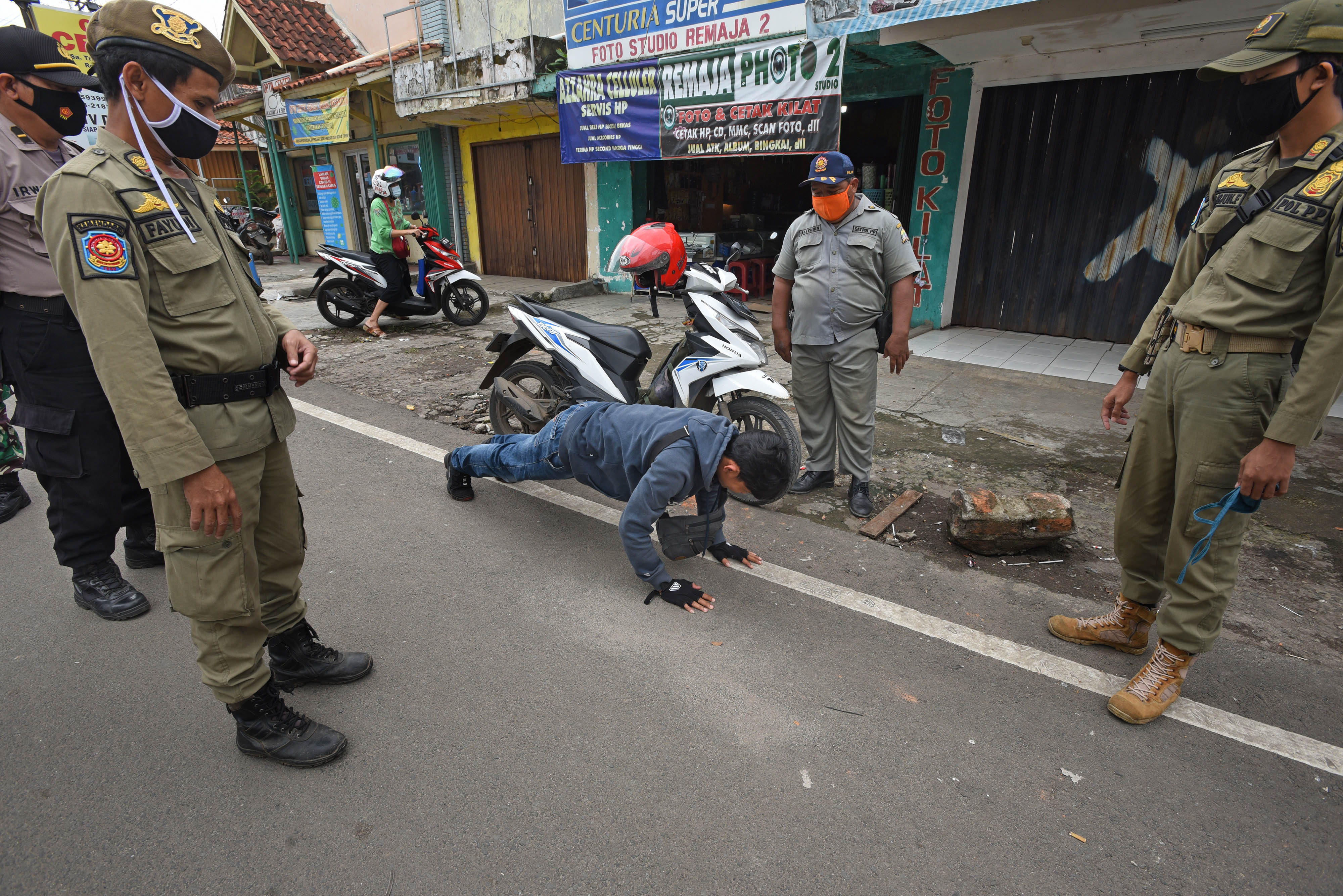  OPERASI PENDISIPLINAN PROKES MASA PPKM: