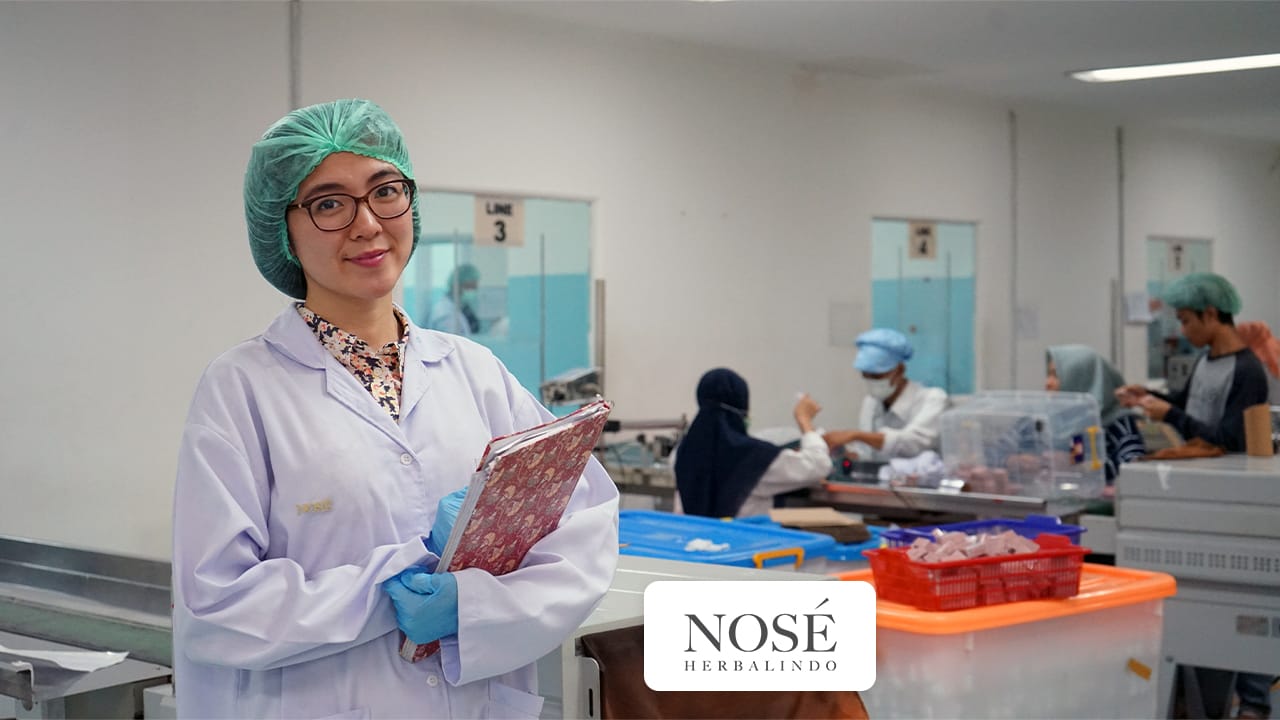 Berkolaborasi Teliti Kestabilan Mawar dan Pegagan untuk Kosmetik