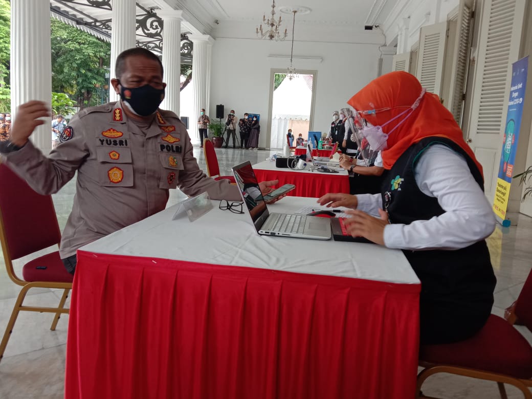 Anies Canangkan Gerakan Vaksinasi Covid-19