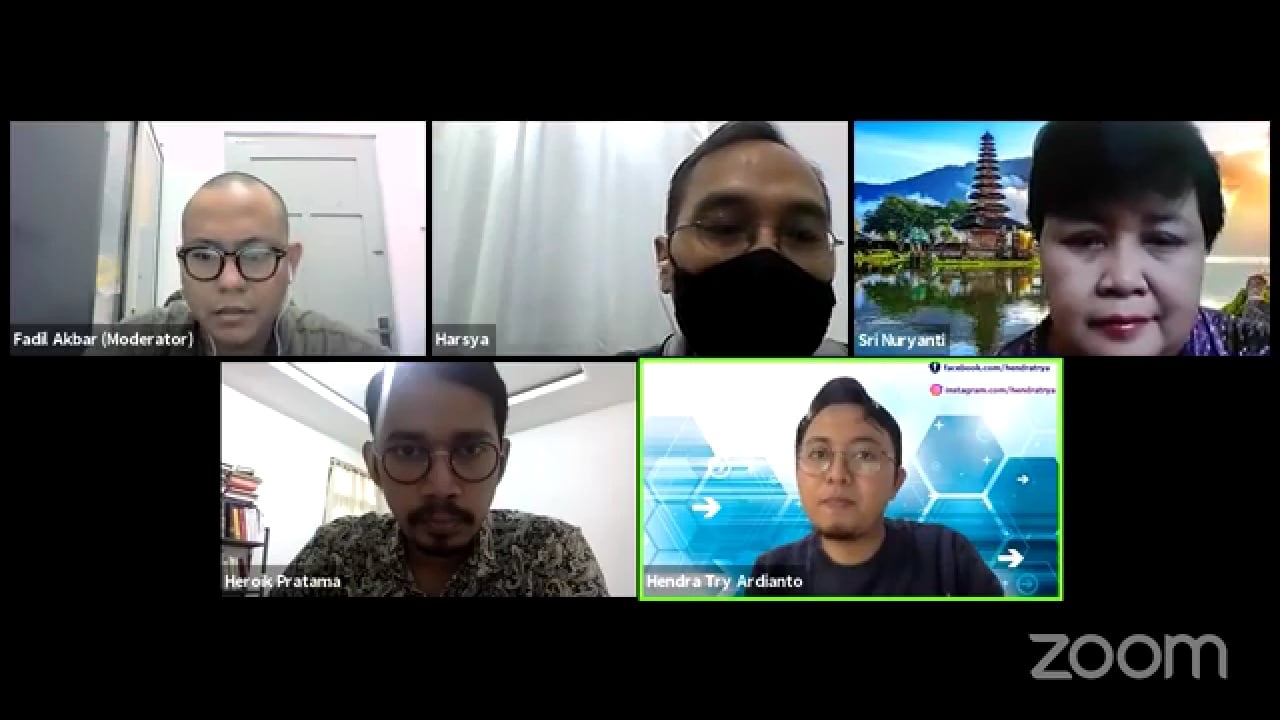 Pembicara dalam webinar bertajuk Revisi UU Pemilu untuk Siapa?, yang diselenggarakan IDW Institute, Minggu (31/1).