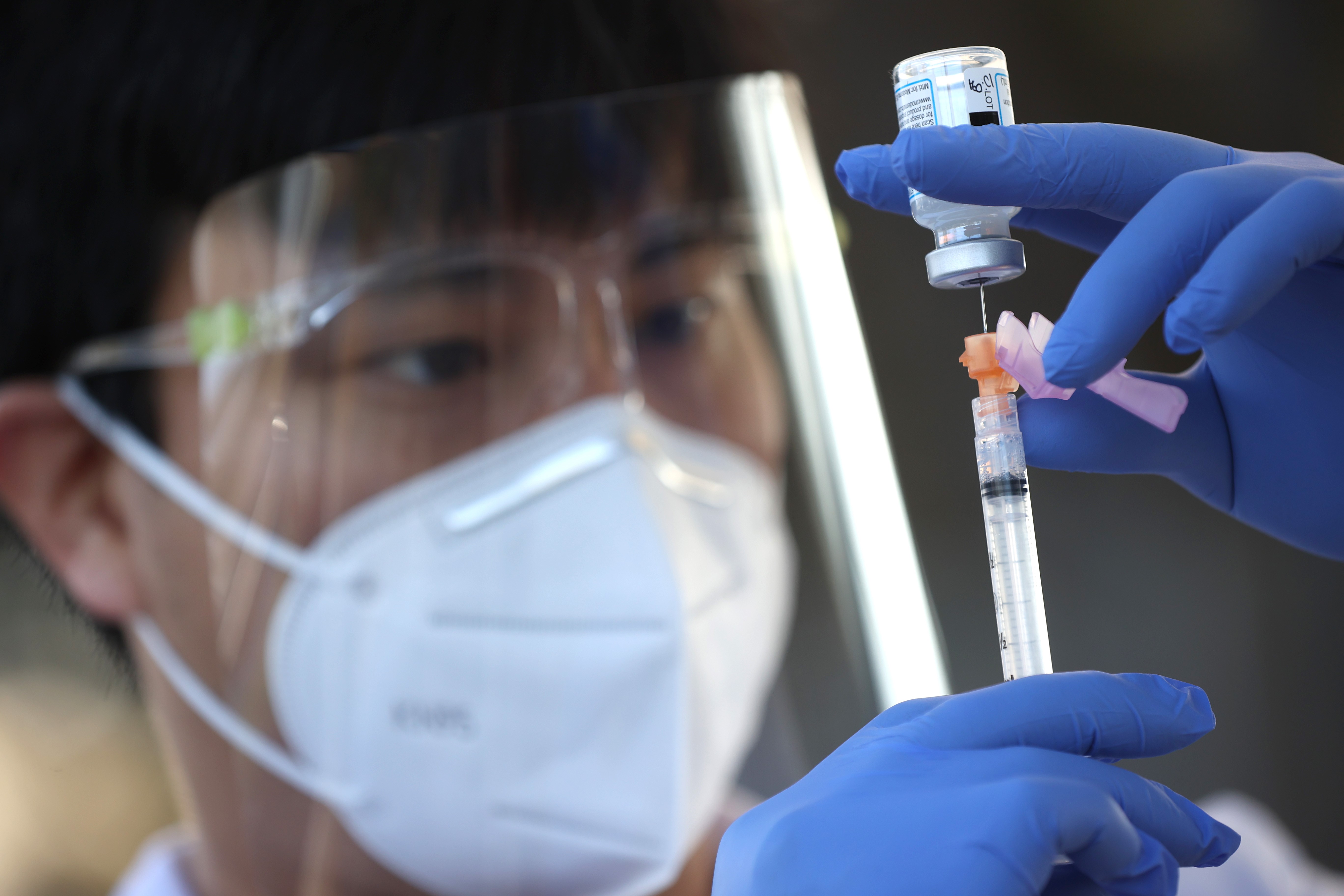 Pemkot Bandarlampung Siapkan Tim KIPI Antisipasi Efek Vaksinasi 