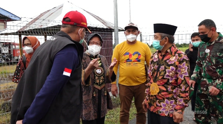 Mensos Minta Warga Sulbar Hindari Tepi Pantai