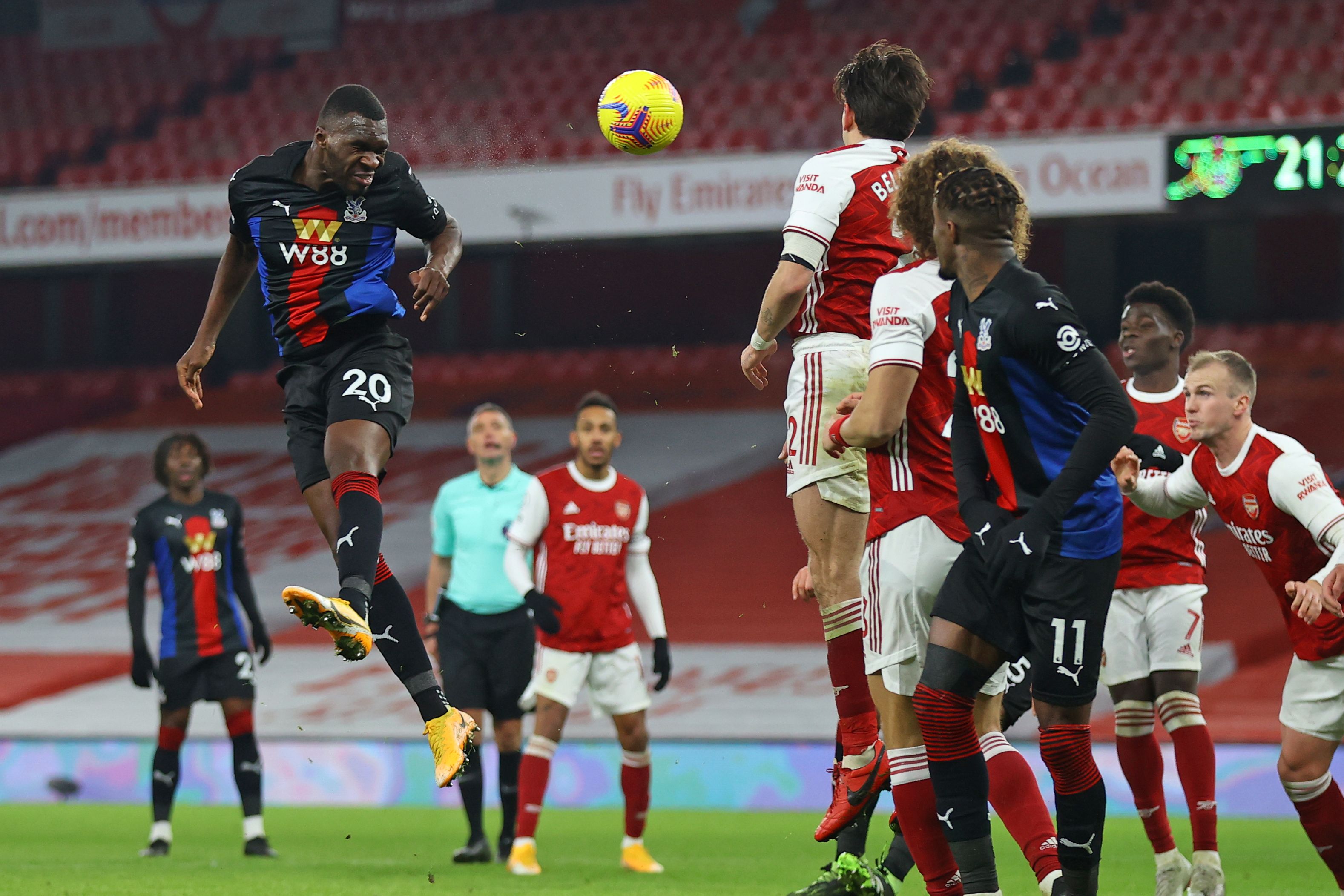 Laga Liga Primer Inggris antara Arsenal dan Crystal Palace