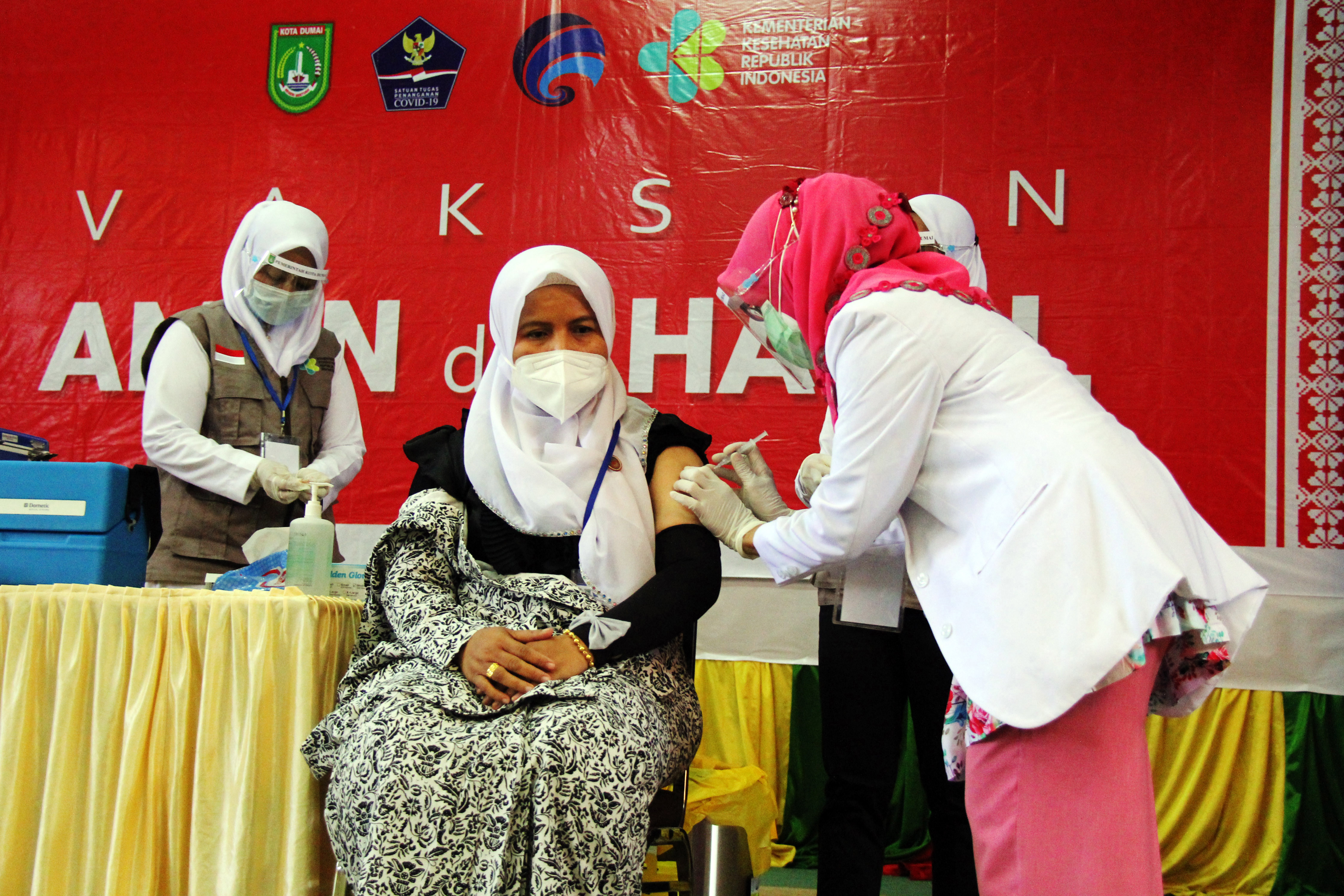 Kemenkes Yakin Vaksinasi 1,5 Juta Nakes Selesai Akhir Februari