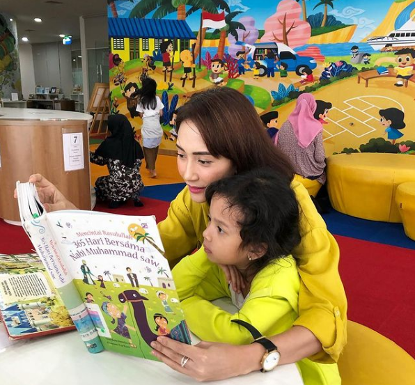 Mendongeng, Alternatif Pengasuhan Anak di Masa Pandemi Covid-19