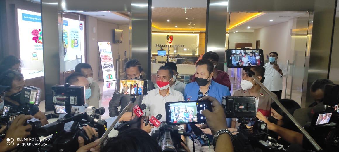 Aktivis Barigade 98 Azril Tan