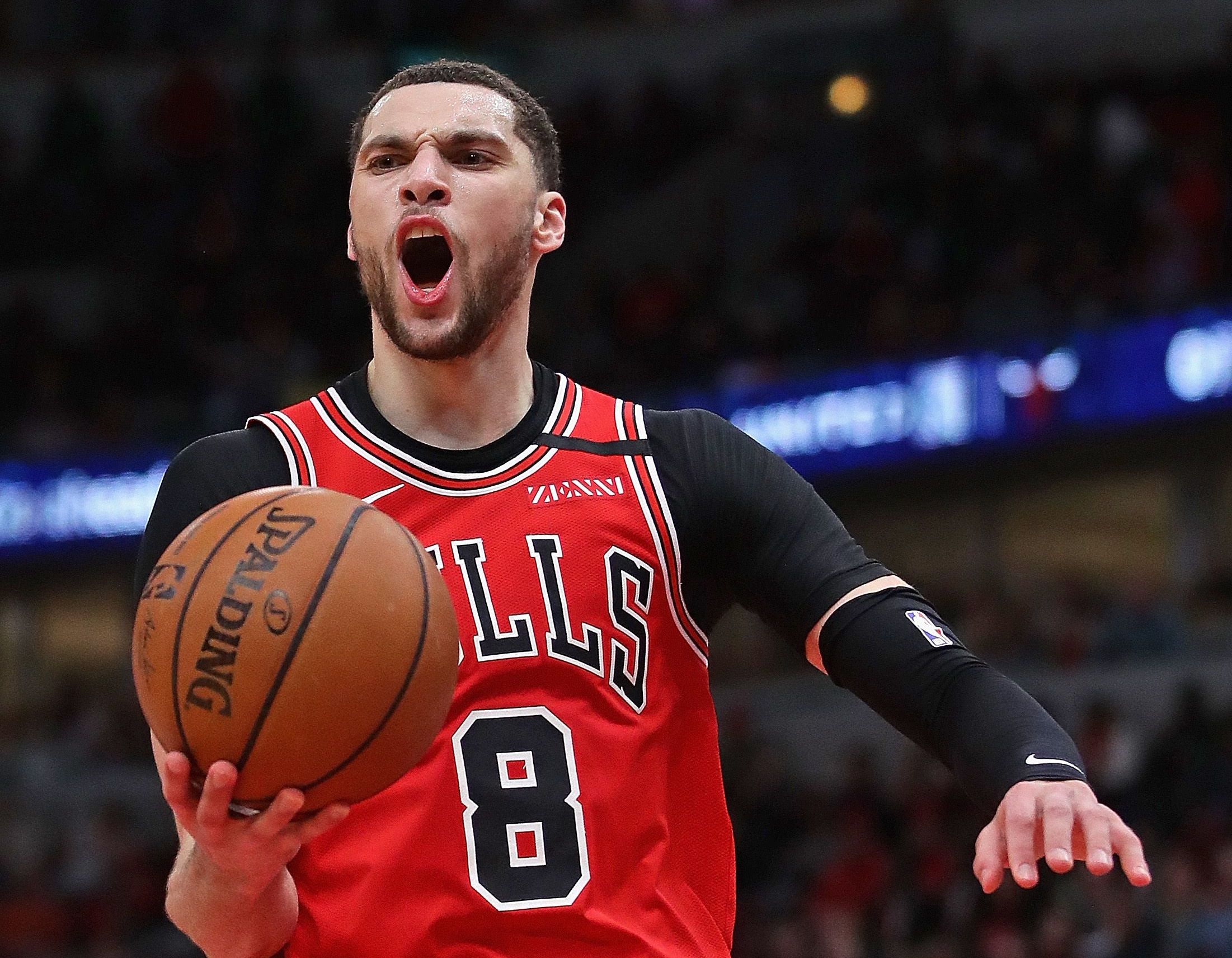 Reaksi pemain Chicago Bulls, Zach LaVine.