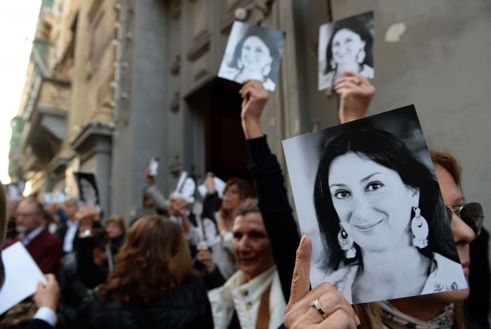 Jurnalis Malta,  Daphne Caruana Galizia dibunuh pada 2017 karena mengungkap kasus korupsi penguasa Malta.